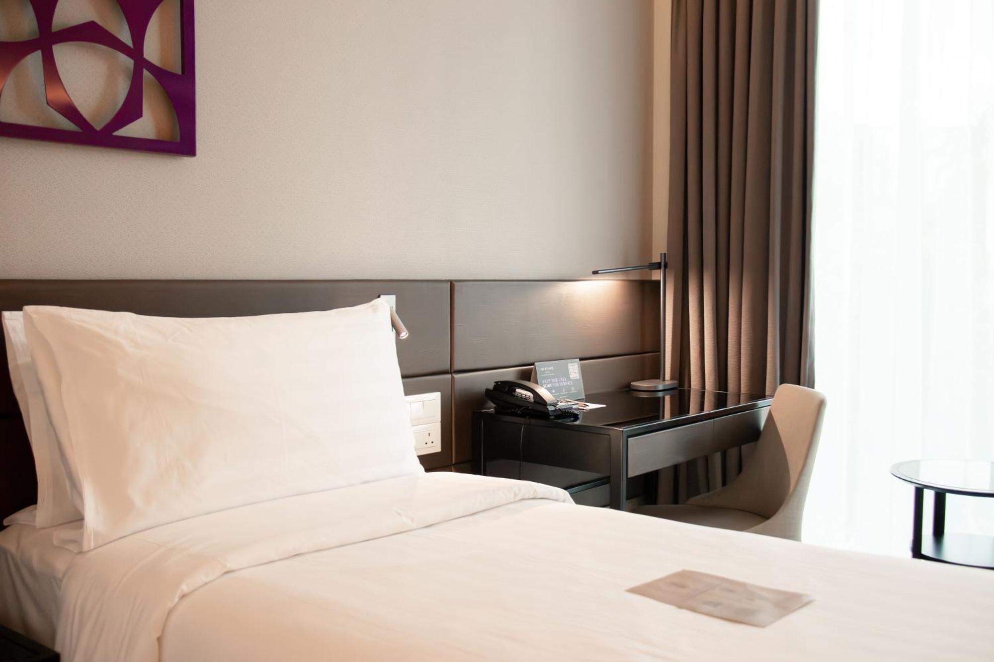 Mercure On Stevens 4*